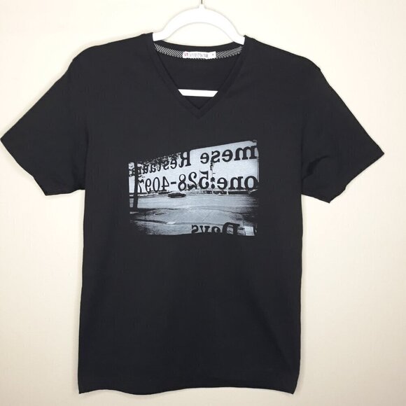 Uniqlo Daido Moriyama Hawaii Collection UT Graphic T-Shirts M Set Of 2 - Picture 2 of 16